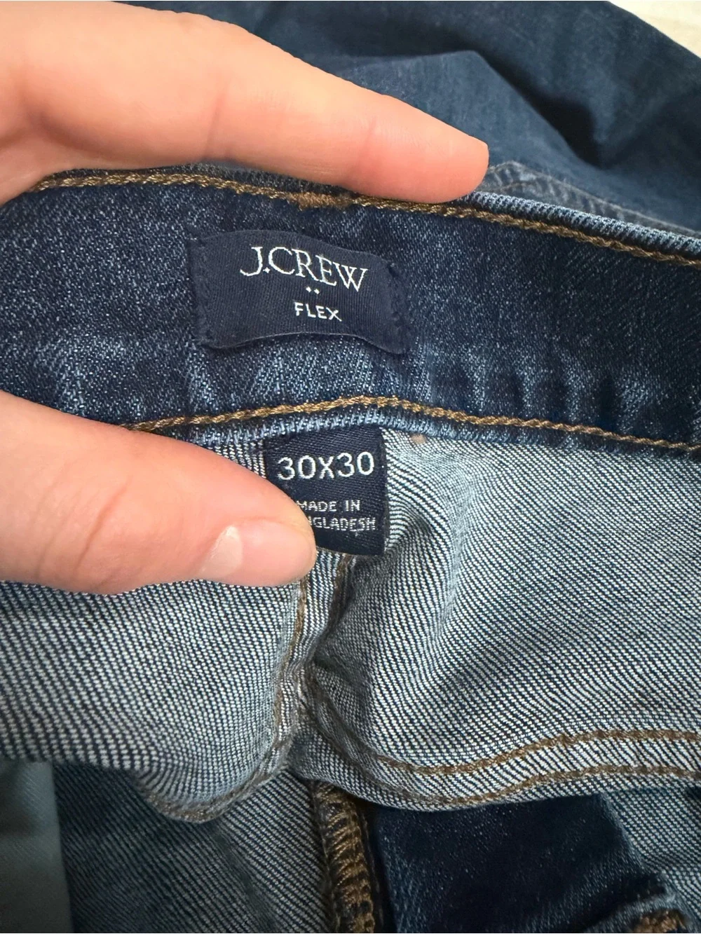 j crew Slim-fit jean in signature flex  30 30